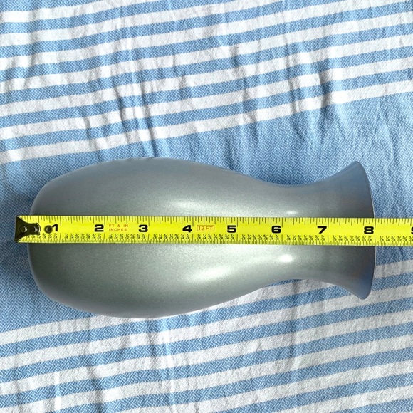 Matte Silver Table Vase - Picture 7 of 8